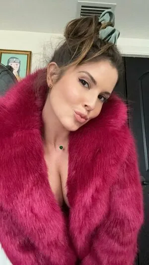 Amanda Cerny OnlyFans Leaked Free Thumbnail Picture - #E8LMrCRrWV