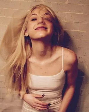 Emily Kinney OnlyFans Leaked Free Thumbnail Picture - #dLzaFrqfg6