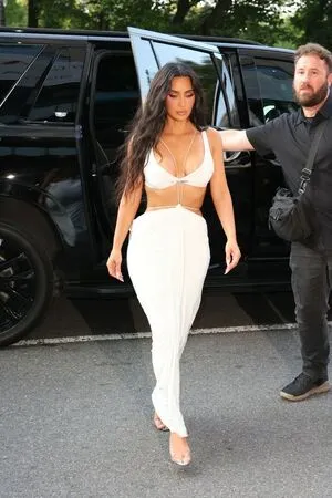 Kim Kardashian OnlyFans Leaked Free Thumbnail Picture - #QQ4Oo35iwe