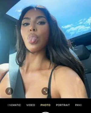 Kim Kardashian OnlyFans Leaked Free Thumbnail Picture - #TPb8IOyrsv