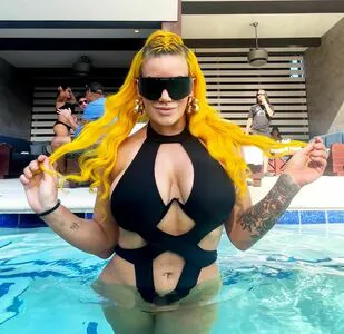 Taya Valkyrie OnlyFans Leaked Free Thumbnail Picture - #1CUqJ5TWSI