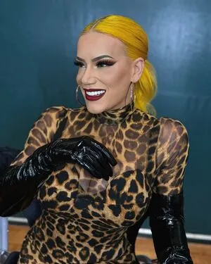 Taya Valkyrie OnlyFans Leaked Free Thumbnail Picture - #IhYwiE2Y4v