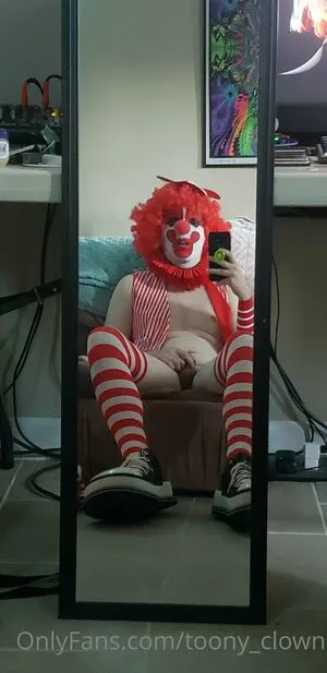 Toony Clown OnlyFans Leaked Free Thumbnail Picture - #NVmKXDd4xv